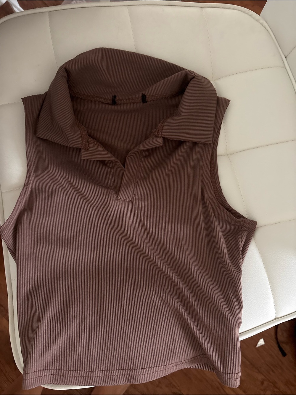 Sleeveless Ribbed Polo Top in Brown